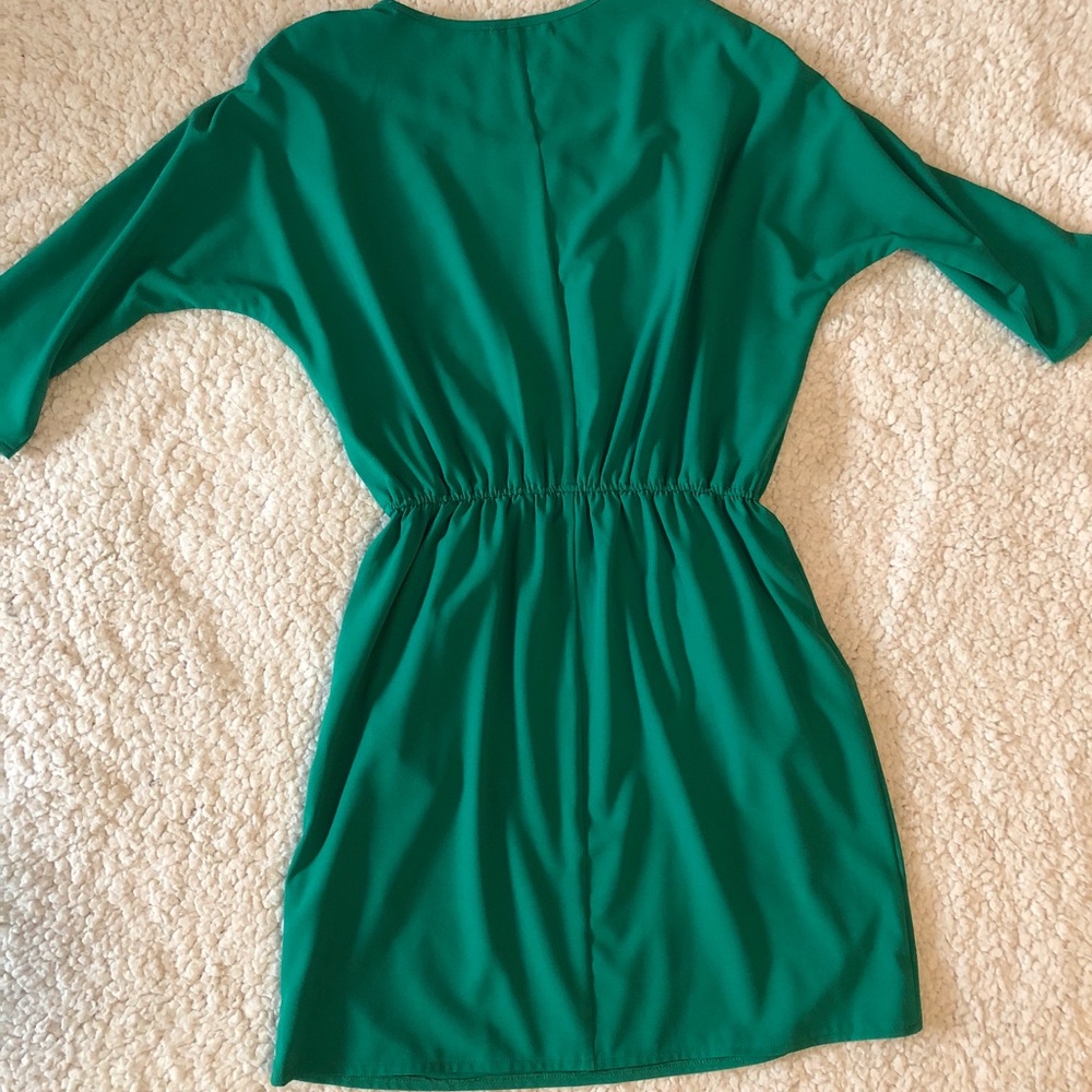 Dress - Picture 3 of 4
